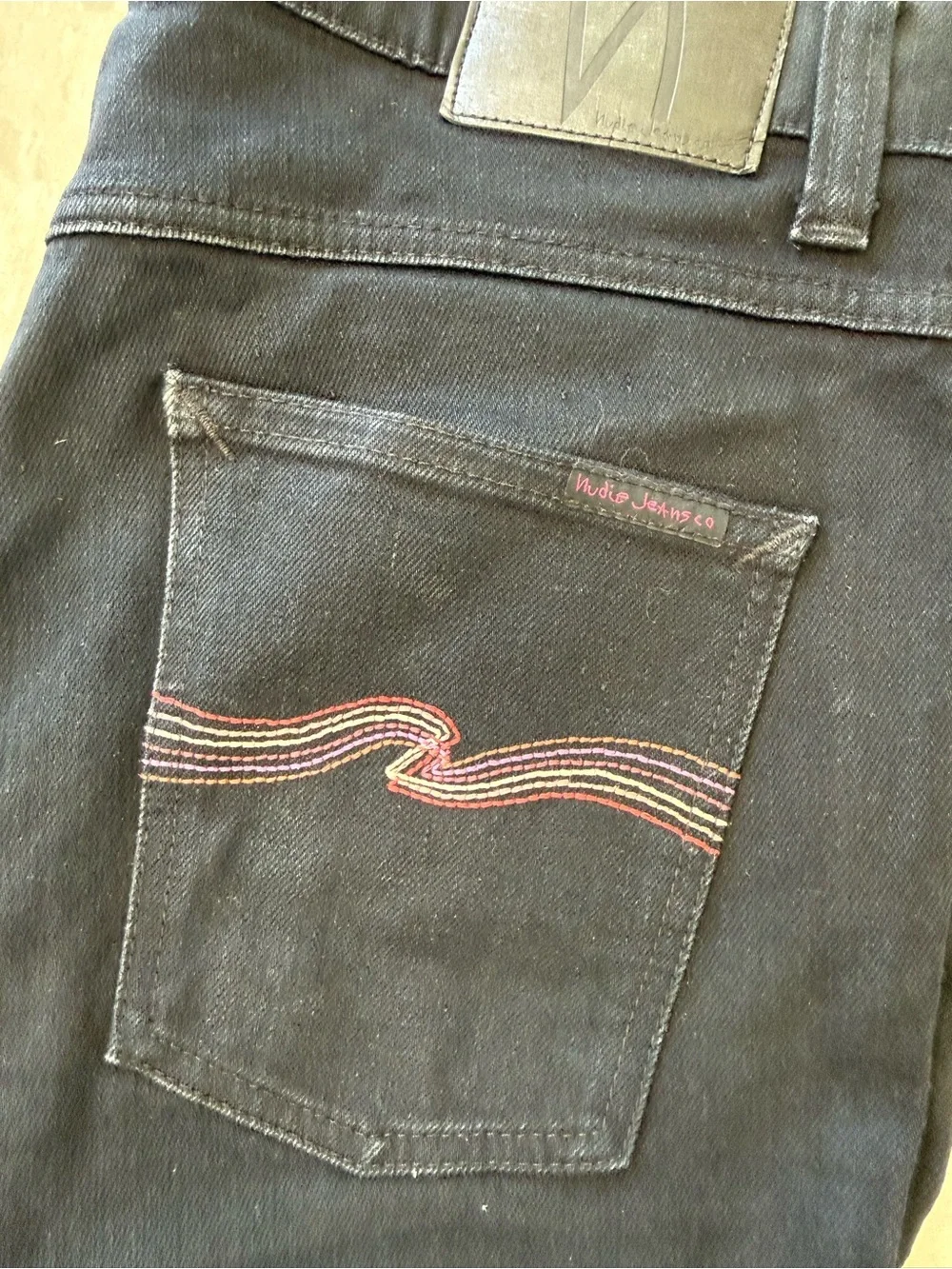 Nudie Jeans Lean Dean Dry Rebirth Embo